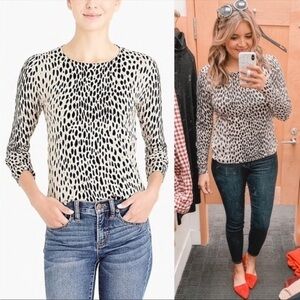 J CREW MERCANTILE ANIMAL PRINT PULLOVER CREW NECK SWEATER TOP XS